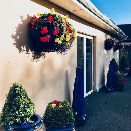 Bramble Nocleg ze śniadaniem *